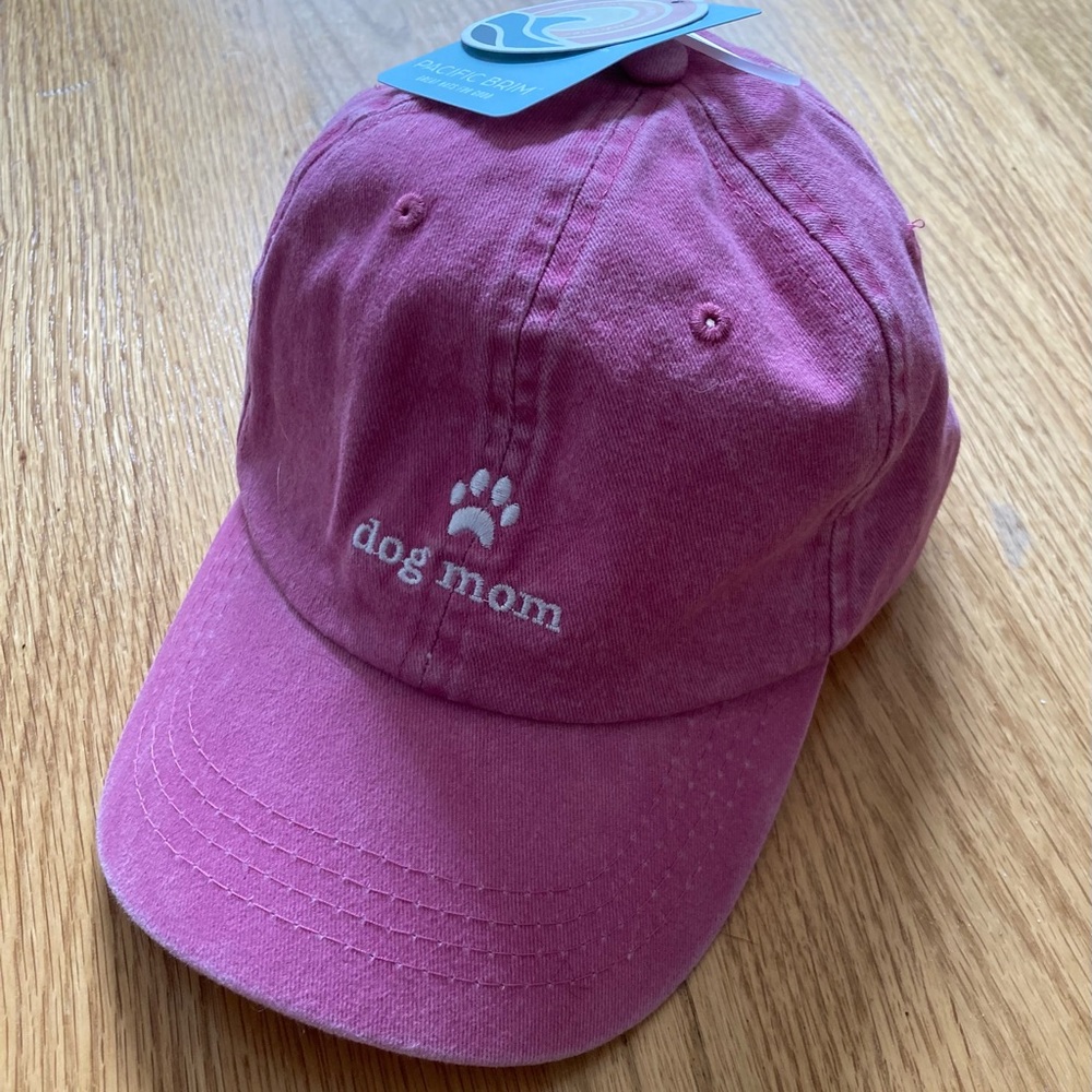 NWT Pink 'Dog Mom' Baseball Cap